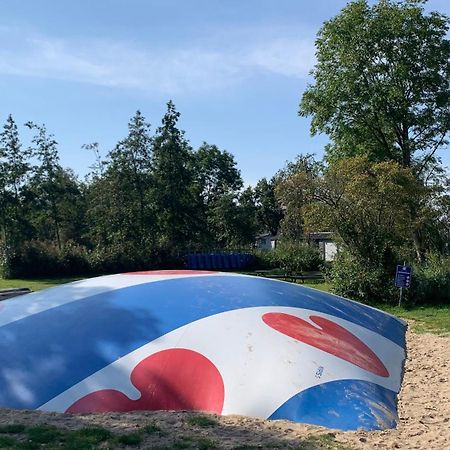 'T Paviljoenhus Bij Sneekermeer Offingawier Kültér fotó