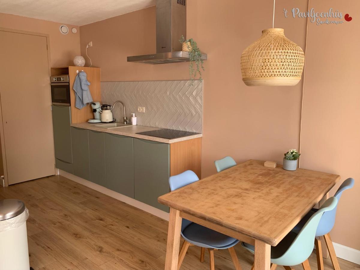 'T Paviljoenhus Bij Sneekermeer Offingawier Kültér fotó