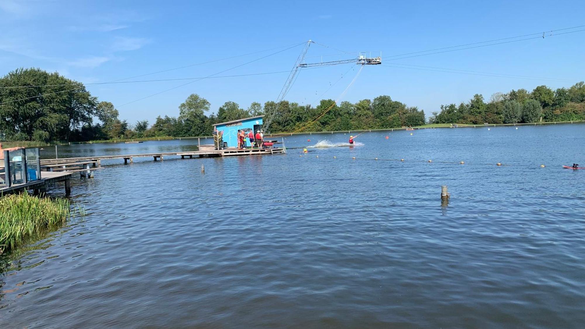 'T Paviljoenhus Bij Sneekermeer Offingawier Kültér fotó